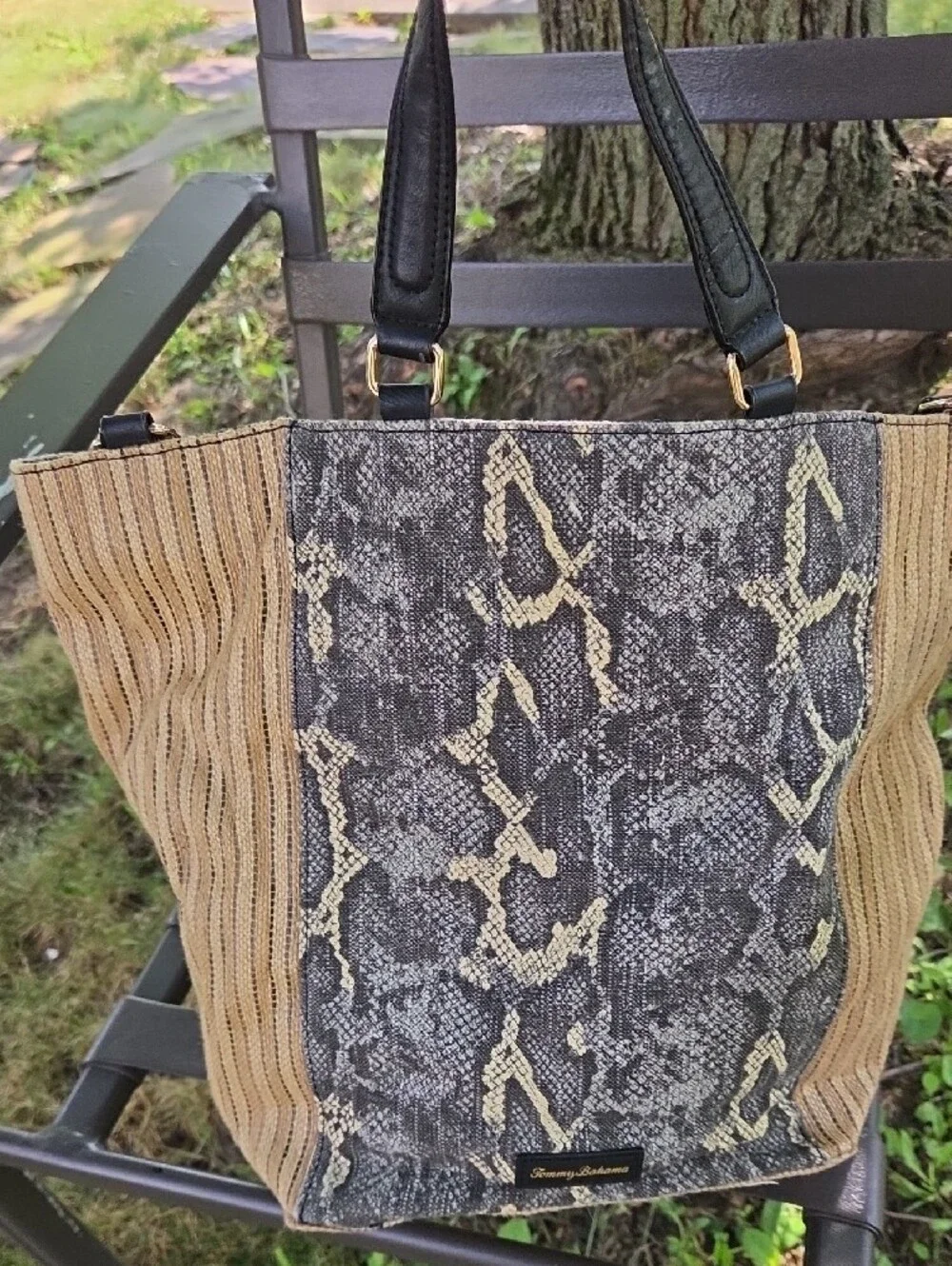 NWOT! Tommy Bahama!Beach Tote! Neutral Snake-Print Large Bag with Black Trim